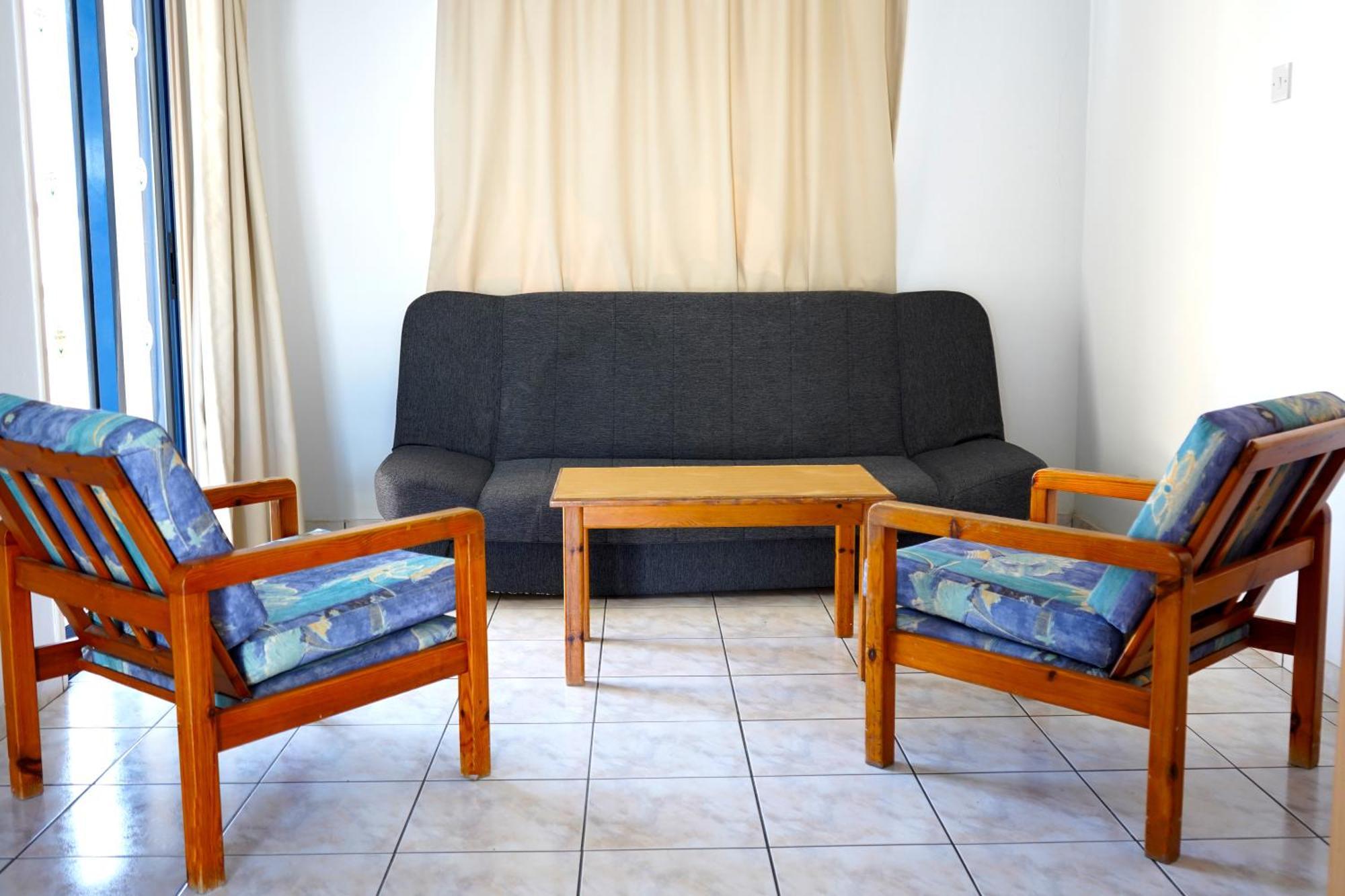 أيا نابا Green Bungalows Hotel Apartments المظهر الخارجي الصورة